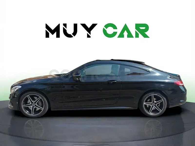 Usado Mercedes C300 245 CV (180 kW) 2017 Negro Coupe