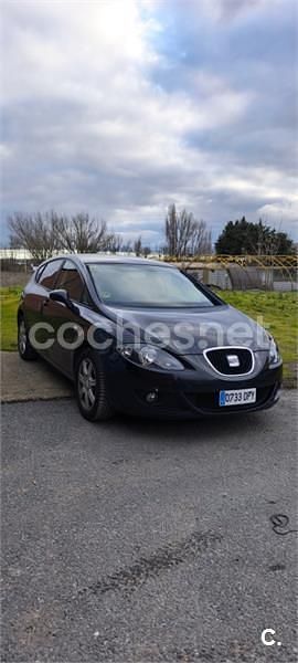 Usado Seat Leon Stylance 140 CV (102 kW) 2005 Negro Berlina