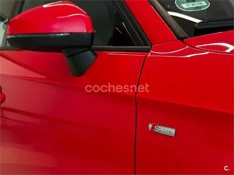 Usado Audi A3 S-Line 150 CV (110 kW) 2016 Rojo Berlina