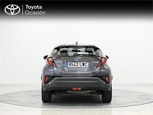 Usado Toyota C-HR Advance 122 CV (89 kW) 2022 Gris SUV
