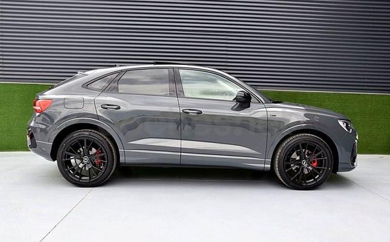 Usado Audi Q3 Sportback S-Line 150 CV (110 kW) 2020 Gris / plata SUV