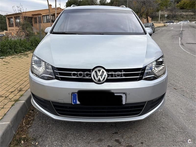 Usado VW Sharan Advance 150 CV (110 kW) 2018 Gris / plata Monovolumen