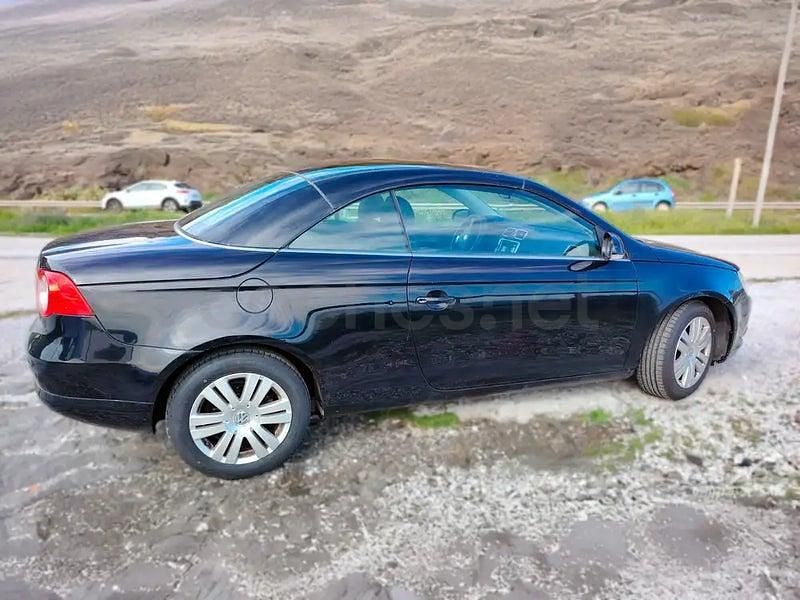 Usado VW Eos 122 CV (89 kW) 2007 Negro Descapotable