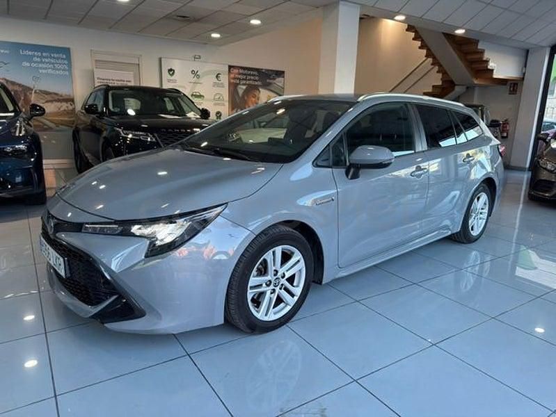 Usado Toyota Corolla Active 122 CV (89 kW) 2020 Gris / plata Familiar