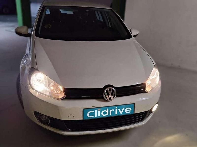 Usado VW Golf VI 105 CV (77 kW) 2011 Blanco Utilitario
