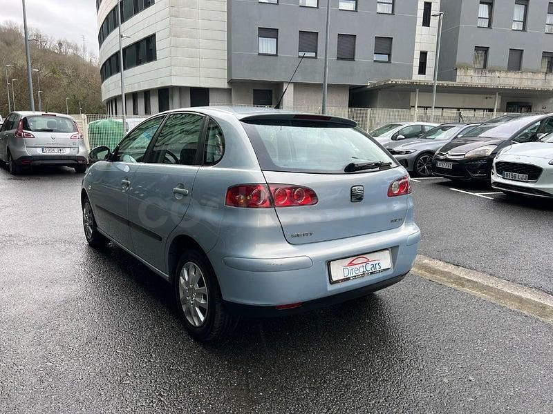 Usado Seat Ibiza 75 CV (55 kW) 2003 Azul Utilitario