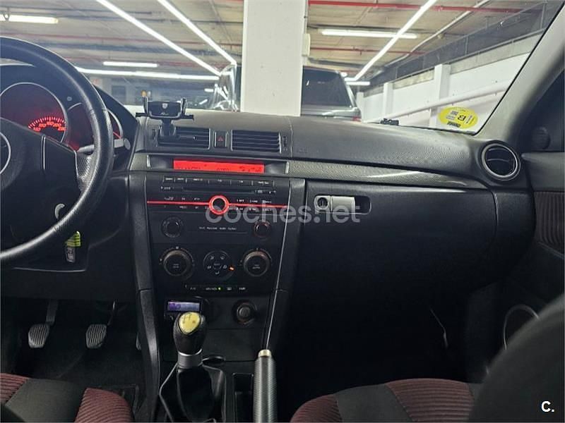 Usado Mazda 3 Sportive 150 CV (110 kW) 2004 Negro Berlina