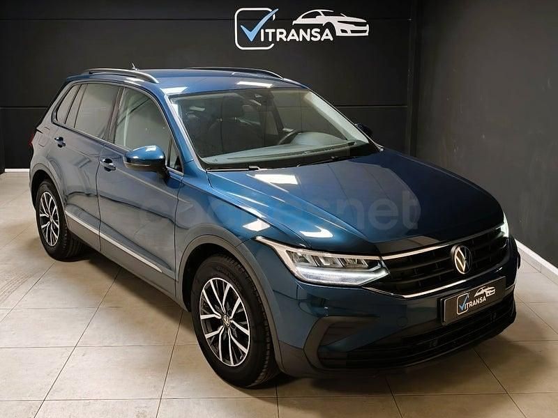 Usado VW Tiguan Life 150 CV (110 kW) 2022 Azul SUV