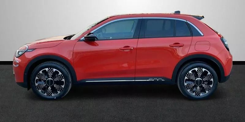 Usado Fiat 600 La Prima 114 kW (156 CV) 2024 Naranja Berlina