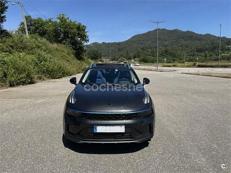 Usado Lynk & Co 01 261 CV (191 kW) 2022 Negro SUV