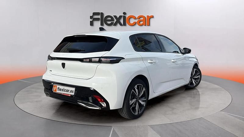 Usado Peugeot 308 Active 131 CV (96 kW) 2022 Blanco Berlina