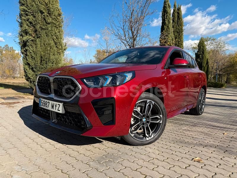 Rojo Usado 2025 BMW X2 Comfort Edition SUV | 43.990 € - Imagen 1/4