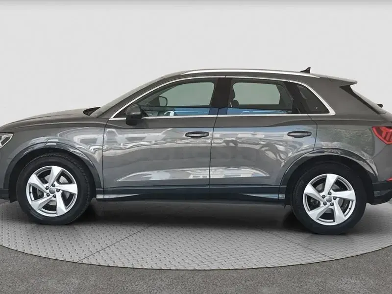 Usado Audi Q3 150 CV (110 kW) 2019 Gris / plata SUV
