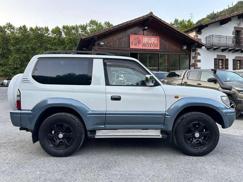 Blanco Usado 1997 Toyota Land Cruiser SUV | 13.999 € (Precio justo) - Imagen 1/4
