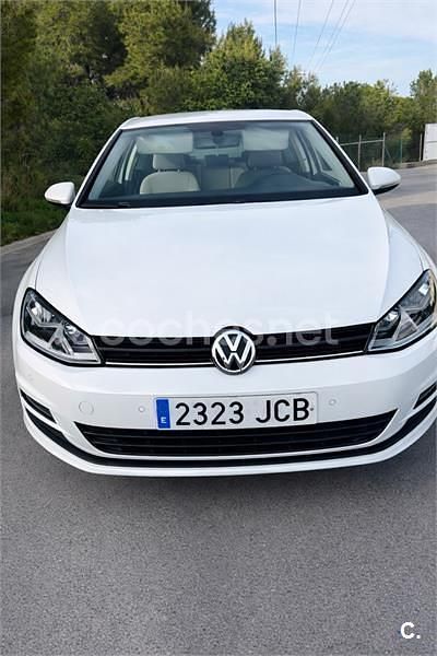 Usado VW Golf VII Advance 125 CV (91 kW) 2015 Blanco Berlina