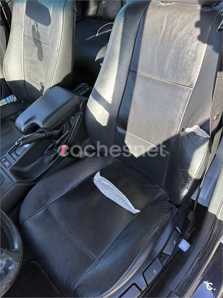 Occasion BMW 330 184 ch (135 kW) 2002 Bleue Berline