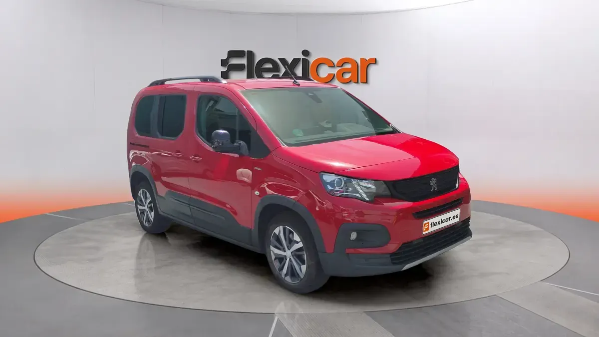 Usado Peugeot Rifter GT-line 110 CV (80 kW) 2019 Monovolumen
