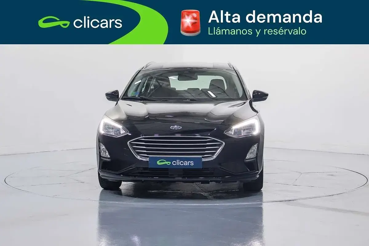 Usado Ford Focus Active 125 CV (91 kW) 2021 Negro Familiar