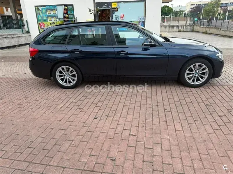 Usado BMW 320 184 CV (135 kW) 2016 Negro Familiar