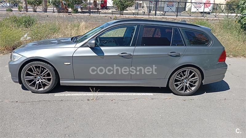 Usado BMW 318 143 CV (105 kW) 2012 Gris / plata Familiar