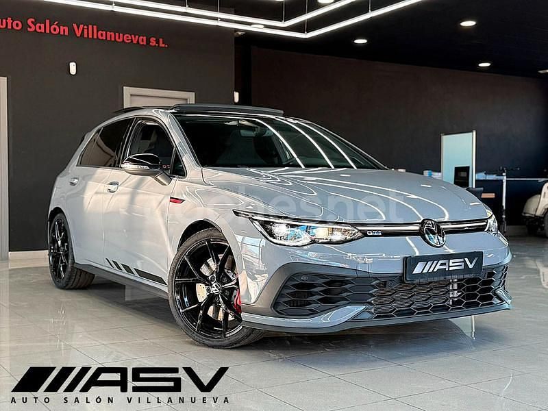 Gris Usado 2024 VW Golf VIII GTI Utilitario | 39.900 € (Precio justo) - Imagen 1/4