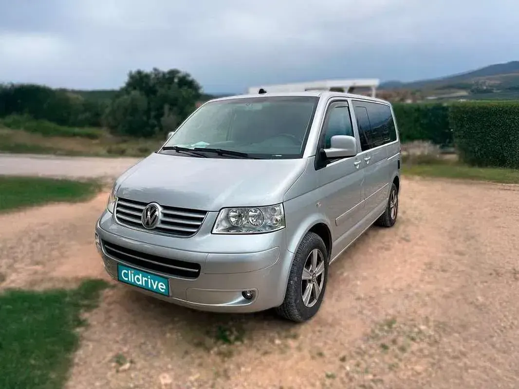 Usado VW Multivan Comfortline 131 CV (96 kW) 2005 Gris Monovolumen