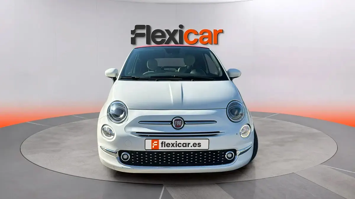 Usado Fiat 500 Club 71 CV (52 kW) 2022 Blanco Berlina