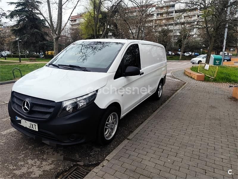 Usado Mercedes Vito Marco Polo 88 CV (64 kW) 2017 Blanco Van