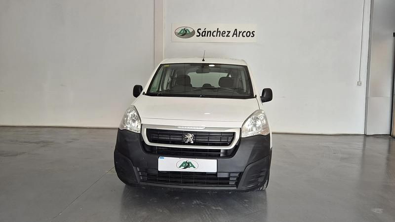 Usado Peugeot TePee Access 75 CV (55 kW) 2017 Blanco Berlina