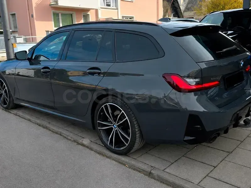 Usado BMW 320e Shadowline 190 CV (139 kW) 2024 Gris / plata Familiar