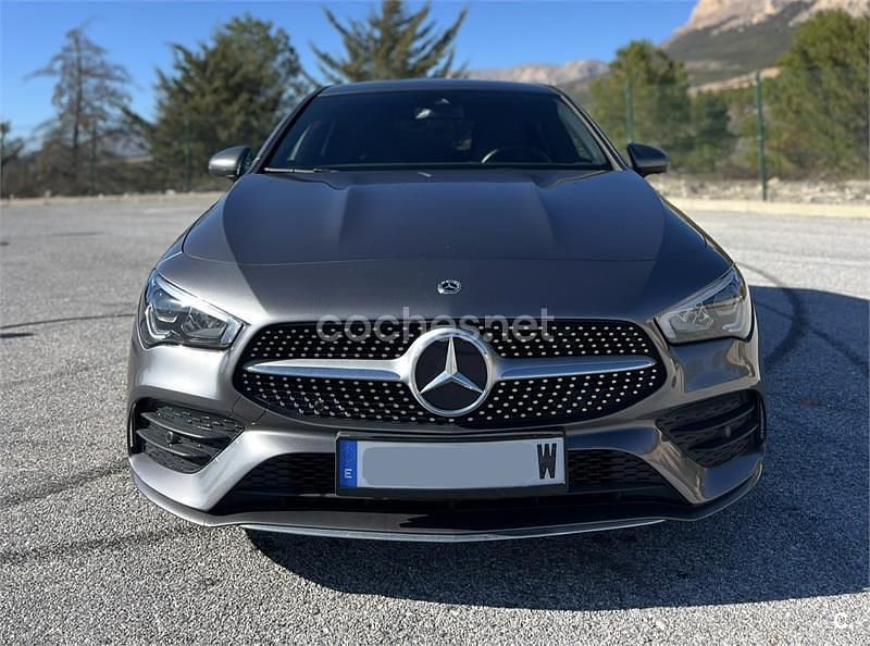 Gris / plata Usado 2019 Mercedes CLA220 Shooting Brake Familiar | 23.500 € (Precio justo) - Imagen 1/4