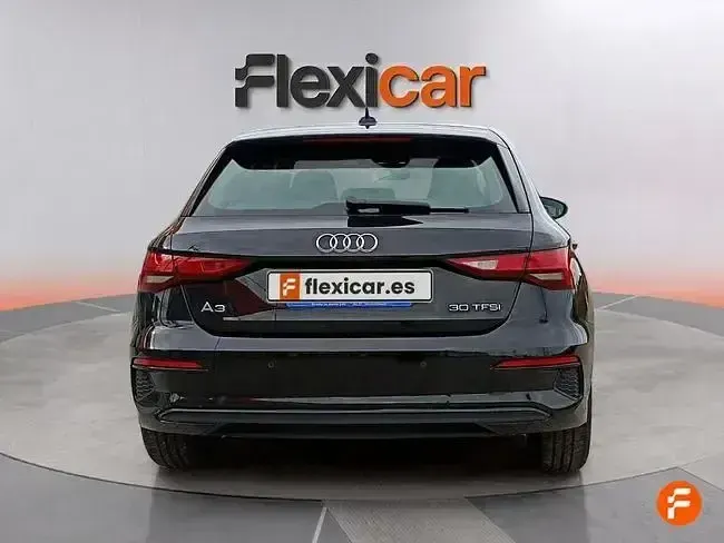 Usado Audi A3 Sportback e-tron 110 CV (80 kW) 2022 Negro Utilitario