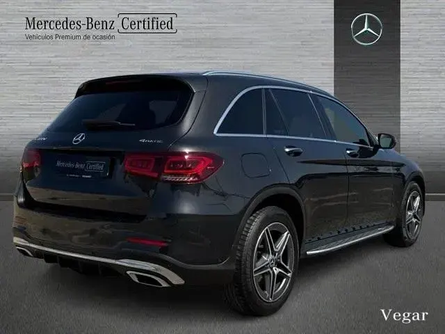 Usado Mercedes GLC220 194 CV (142 kW) 2022 Gris grafito SUV