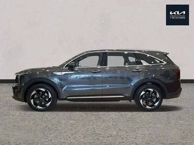 Usado Kia Sorento 252 CV (185 kW) 2026 Gris / plata SUV