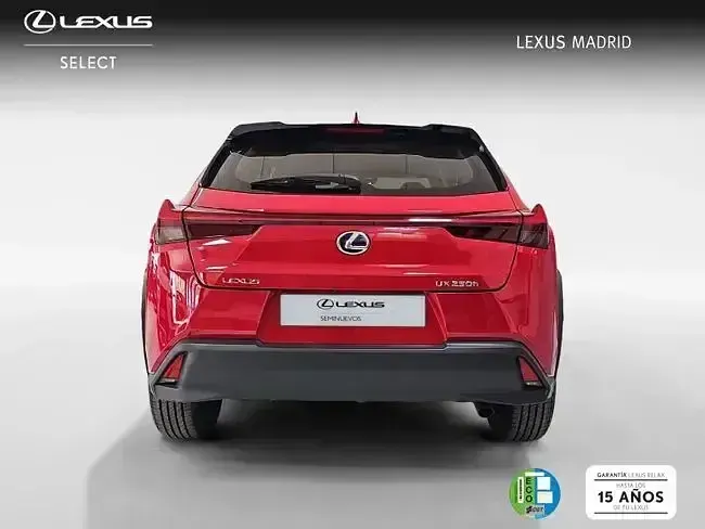 Usado Lexus UX Business Edition 183 CV (134 kW) 2022 Rojo SUV