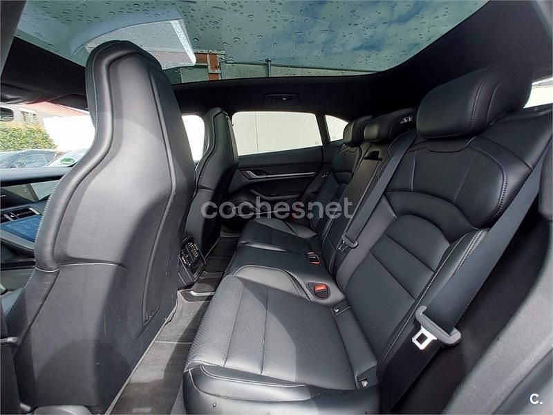 Usado Porsche Taycan Cross Turismo 300 kW (408 CV) 2022 Eléctrico Familiar