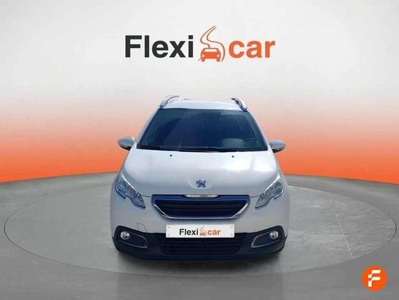 Usado Peugeot 2008 Allure 99 CV (72 kW) 2015 Blanco SUV