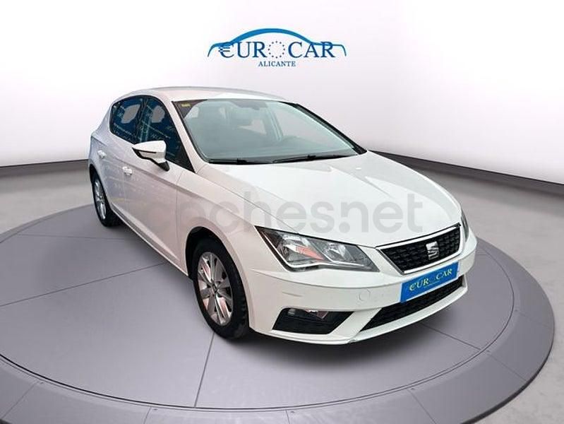 Usado Seat Leon I-Tech 105 CV (77 kW) 2015 Blanco Berlina