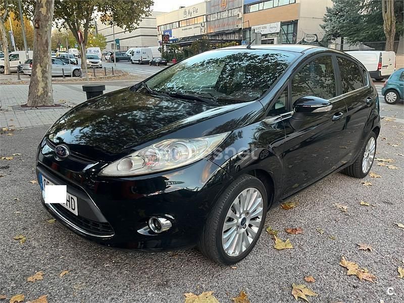 Negro Usado 2008 Ford Fiesta Ghia Berlina | 5650 € - Imagen 1/4