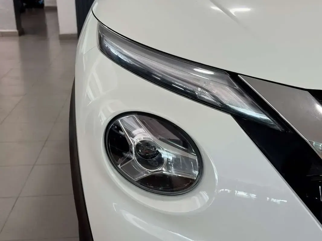 Używany Nissan Juke Acenta 114 KM (83 kW) 2022 Biały SUV
