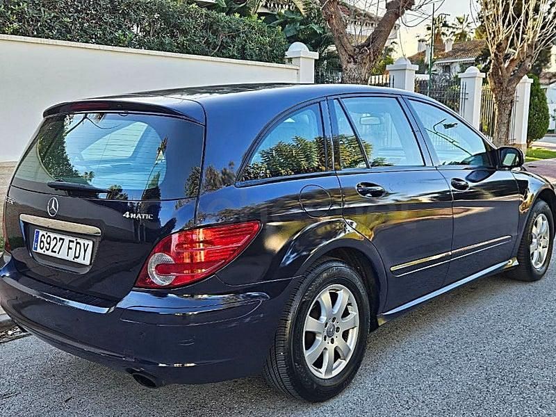 Usado Mercedes R350 272 CV (200 kW) 2006 Negro Monovolumen