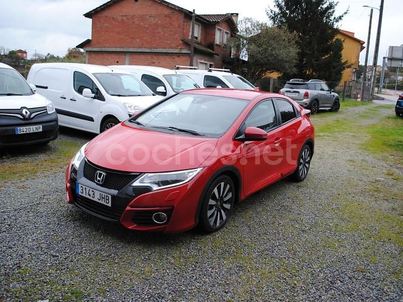 Rojo Usado 2015 Honda Civic Elegance Berlina | 10.900 € (Precio justo) - Imagen 1/4