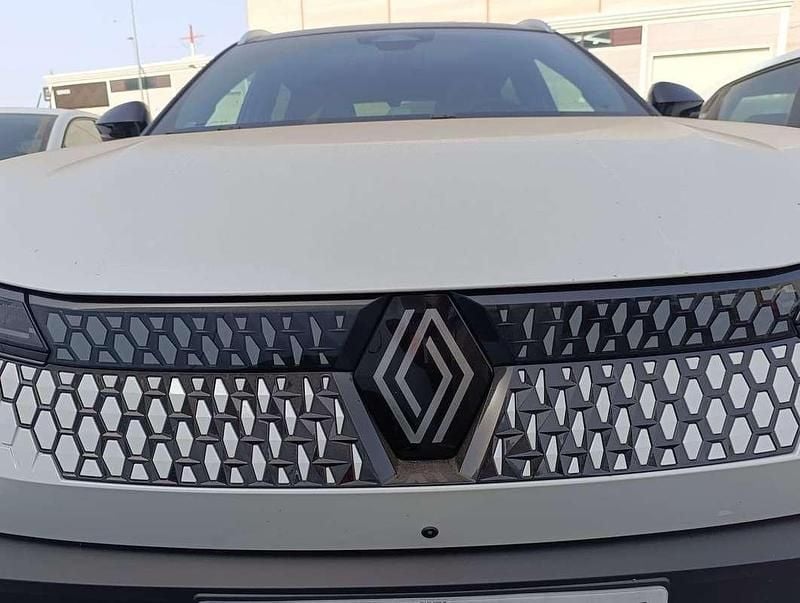 Usado Renault Scenic E-Tech Esprit Alpine 160 kW (218 CV) 2024 Blanco SUV