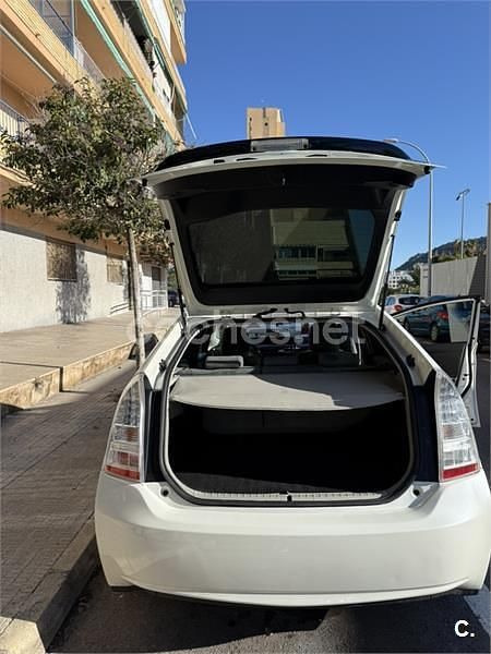Blanco Usado 2010 Toyota Prius Eco Berlina | 7450 € (Un poco caro) - Imagen 1/4