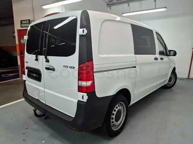 Usado Mercedes Vito Marco Polo 136 CV (100 kW) 2021 Blanco Van