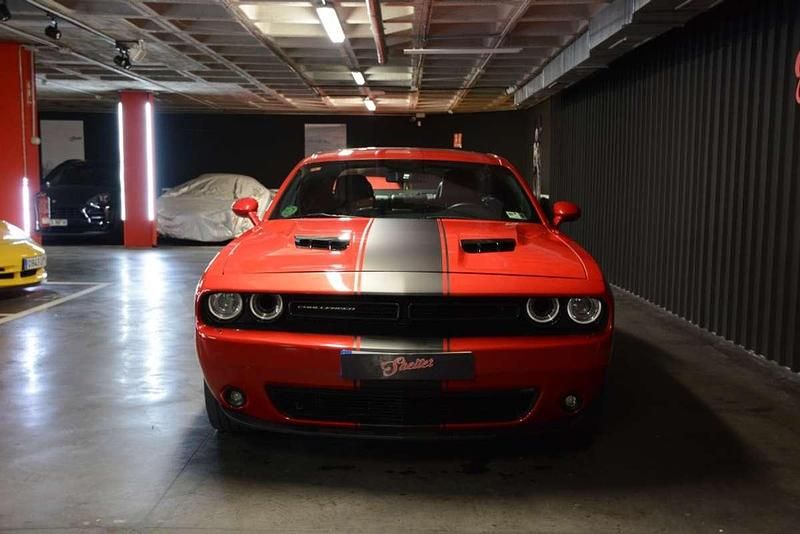 Usado Dodge Challenger 375 CV (275 kW) 2017 Rojo Coupe