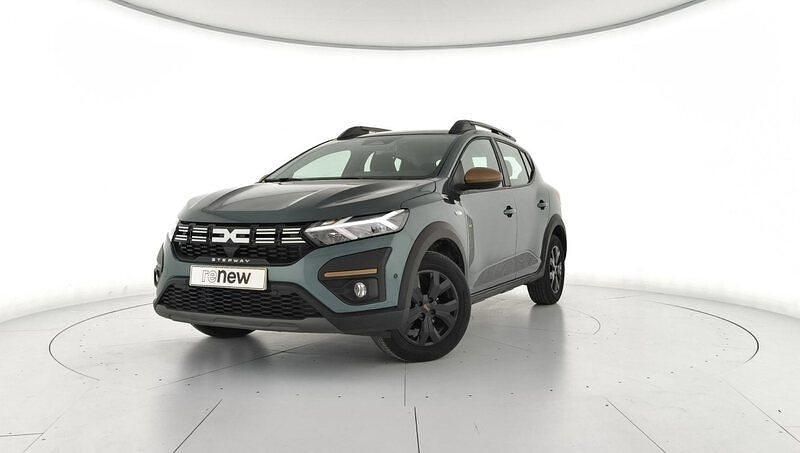 Verde Usado 2025 Dacia Sandero Extreme Berlina | 17.500 € (Precio justo) - Imagen 1/4