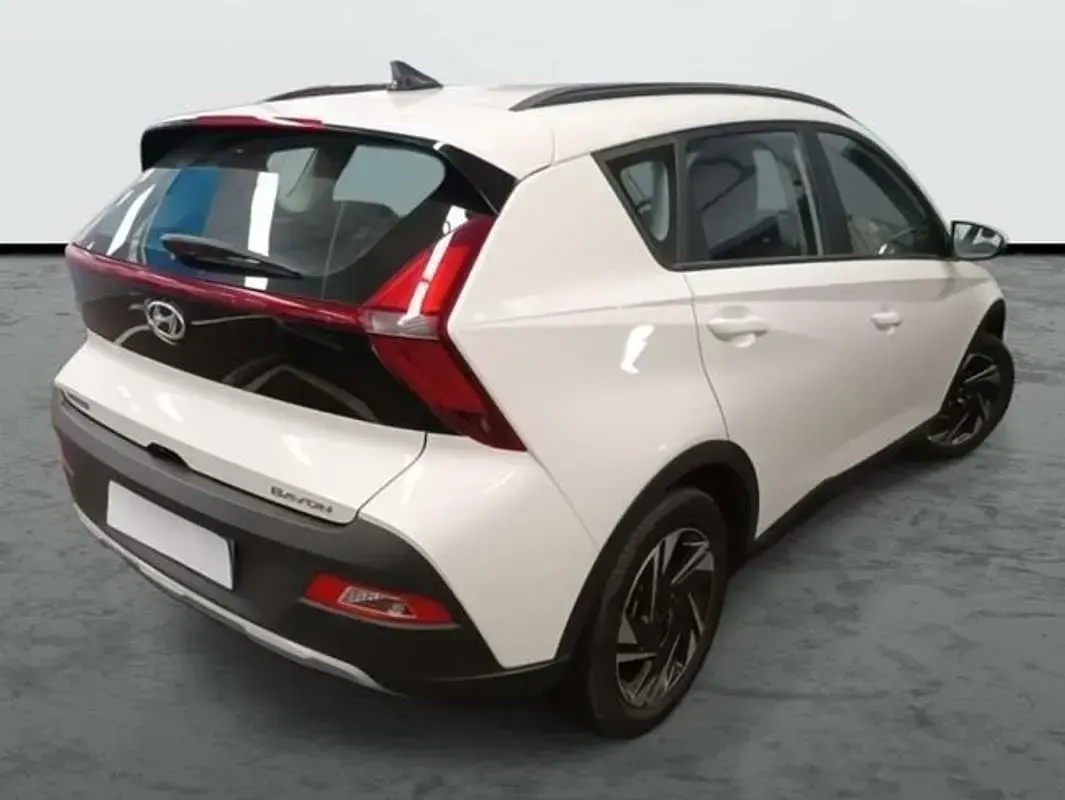 Usado Hyundai Bayon 84 CV (61 kW) 2023 Blanco SUV