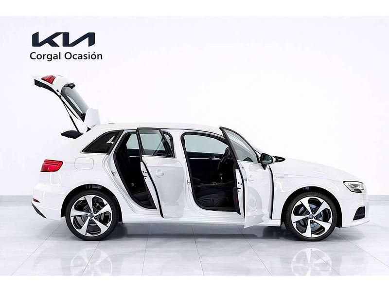 Usado Audi A3 Sportback g-tron S-Line 110 CV (80 kW) 2018 Blanco Utilitario