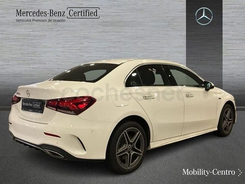 Usado Mercedes A250 218 CV (160 kW) 2021 Blanco polar Berlina